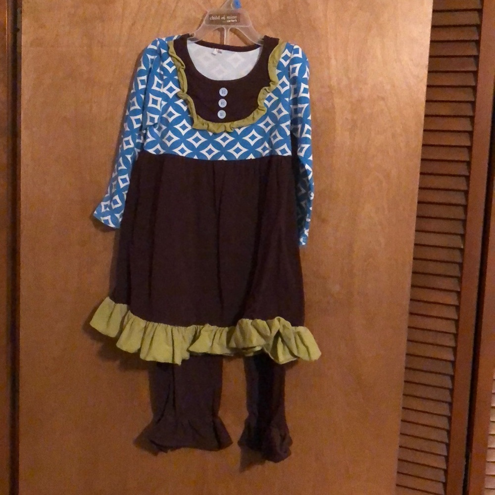 Size 8/9 brown blue and green outfit